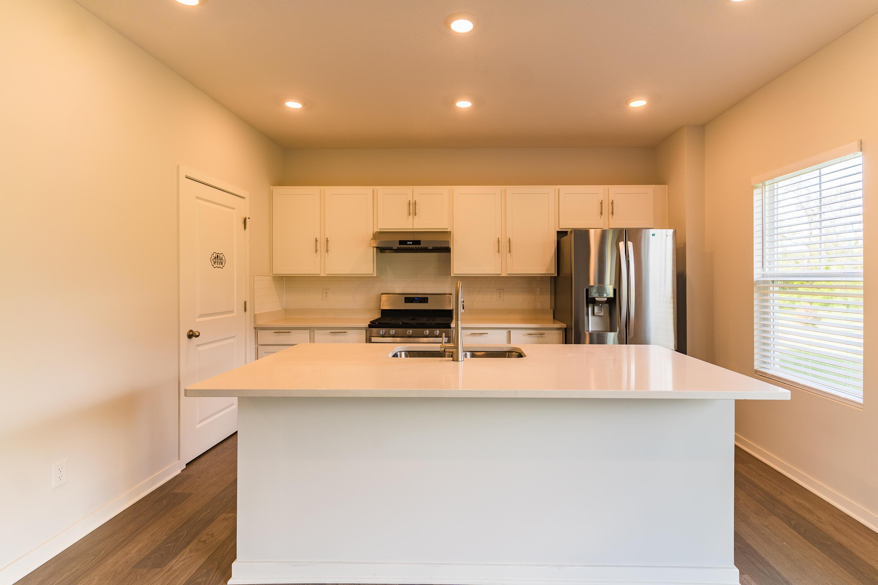 250 Sterndale Drive, Pickerington, Ohio image 18