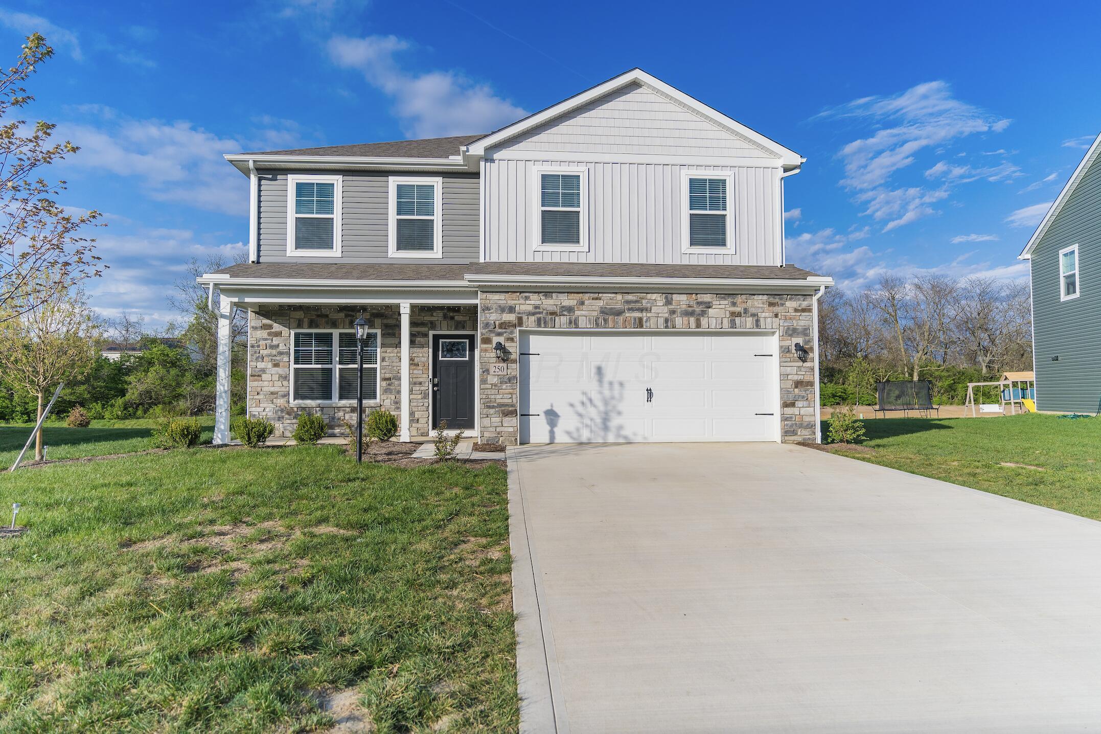 250 Sterndale Drive, Pickerington, Ohio image 1
