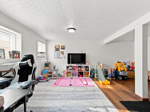 Tiny photo for 310 S Pohlman Road, Chillicothe, OH 45601 (MLS # 226033821)