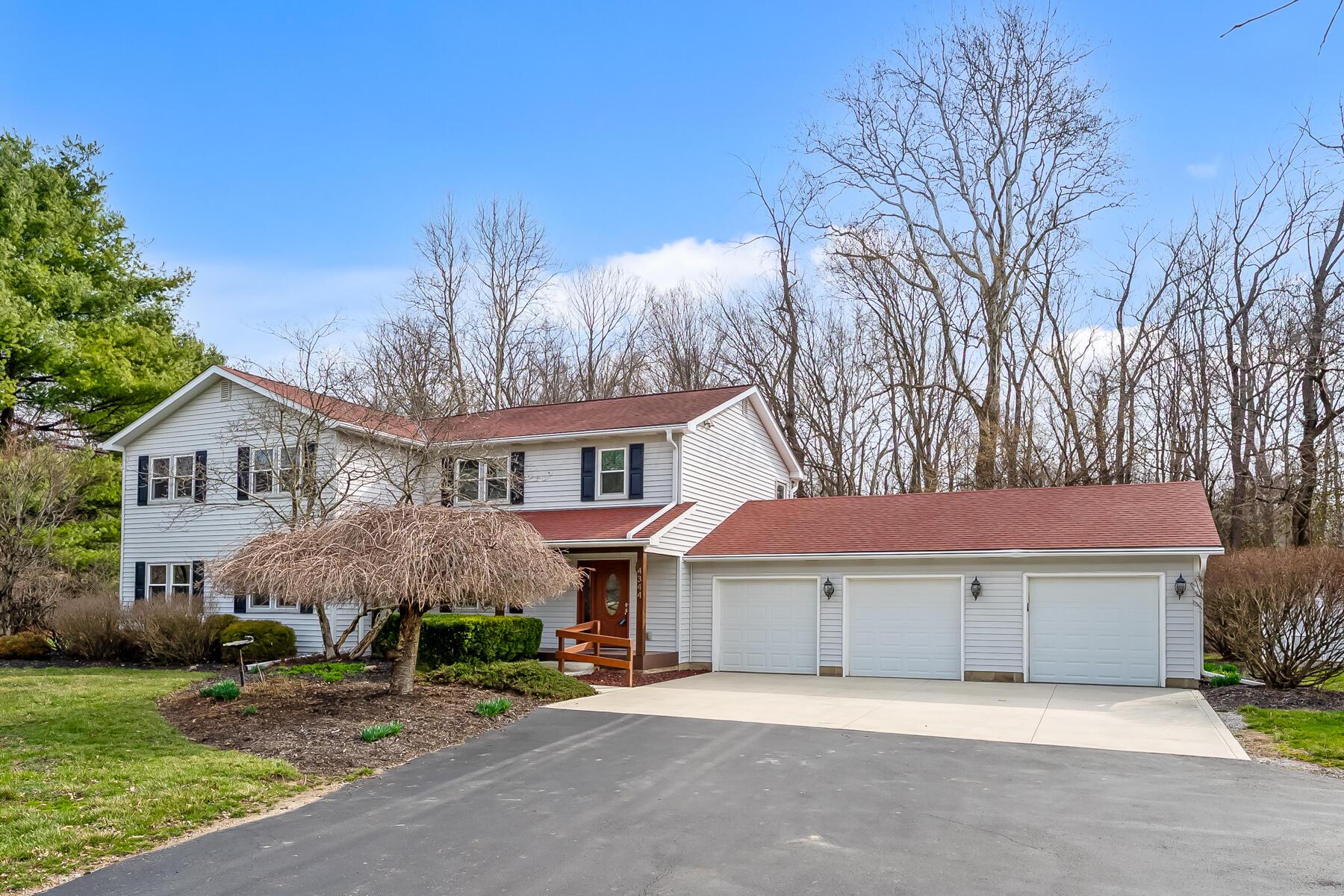 4344 Hazelton Etna Road, Johnstown, Ohio image 3