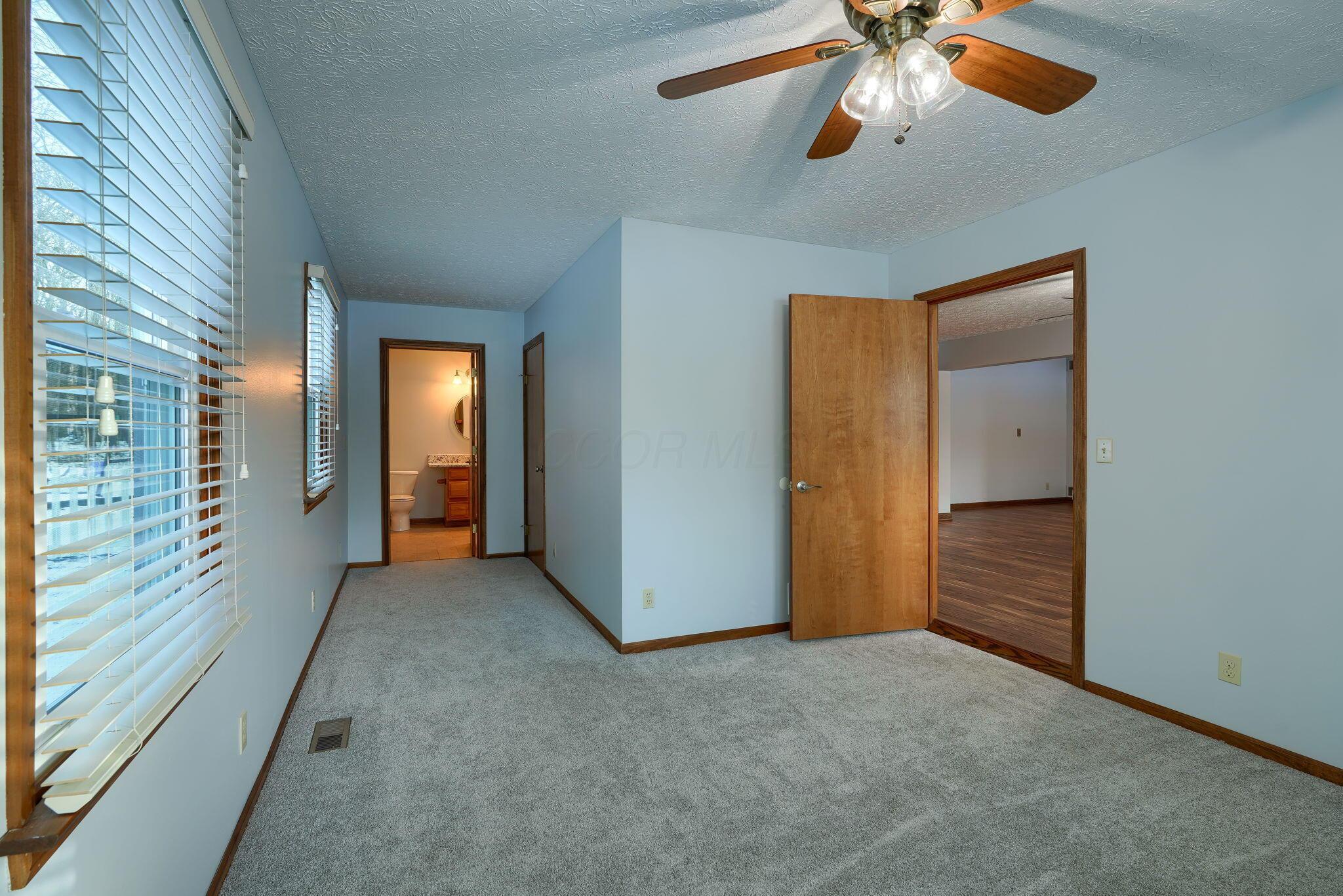 4344 Hazelton Etna Road, Johnstown, Ohio image 16