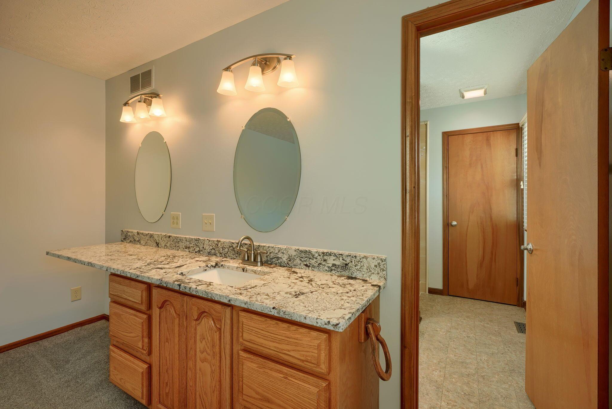 4344 Hazelton Etna Road, Johnstown, Ohio image 38