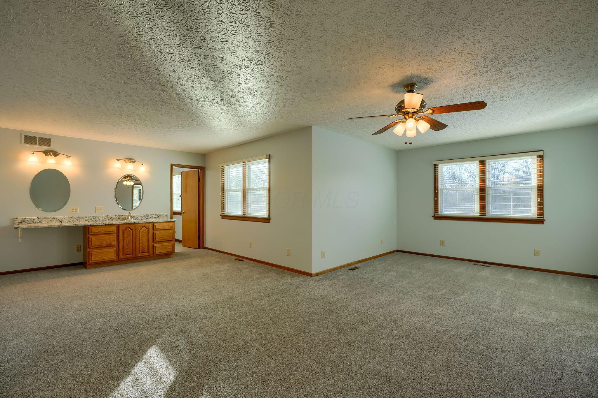 4344 Hazelton Etna Road, Johnstown, Ohio image 36