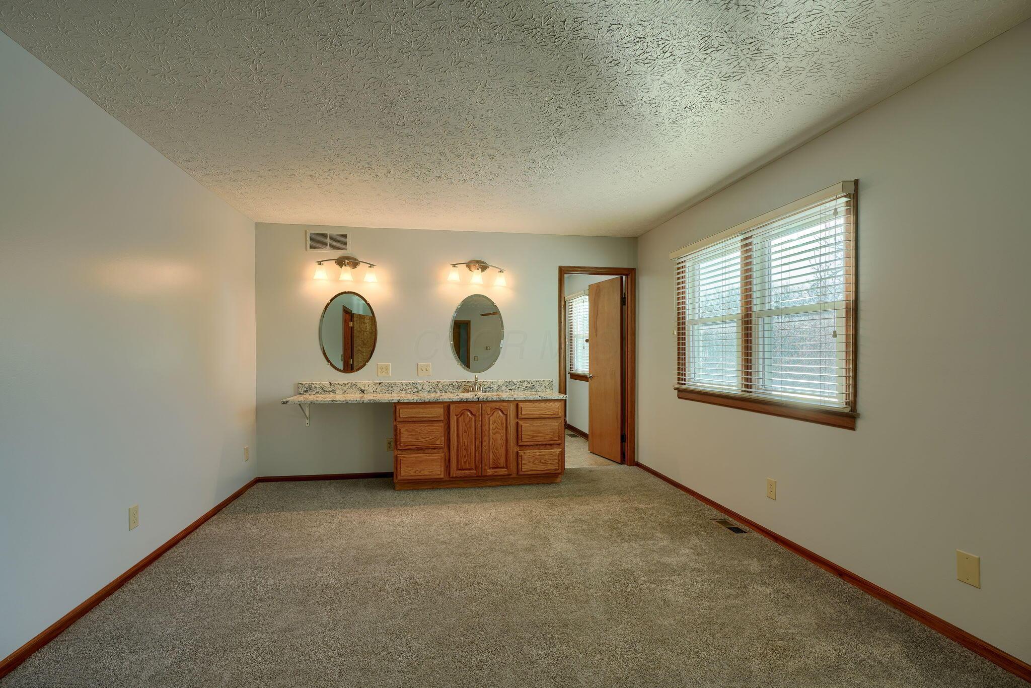 4344 Hazelton Etna Road, Johnstown, Ohio image 37