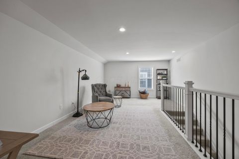 Tiny photo for 7678 Gateway Boulevard, Powell, OH 43065 (MLS # 225037639)