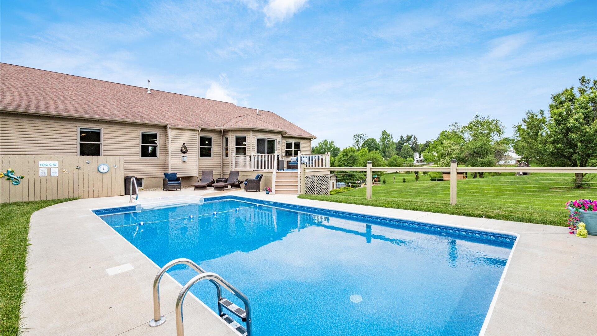 10 Thornberry Drive, Thornville, Ohio image 49