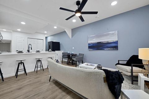 Photo of 863 Carpenter Street, Columbus, OH 43206 (MLS # 226004685)