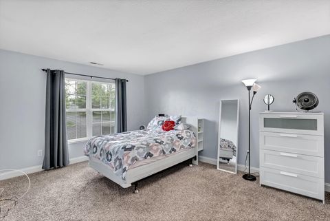 Tiny photo for 8396 Greyhawk Circle, Columbus, OH 43240 (MLS # 226014251)