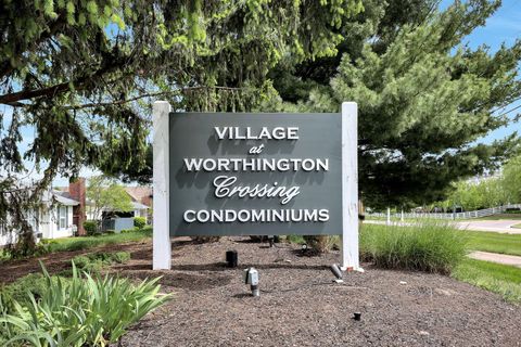 Tiny photo for 8396 Greyhawk Circle, Columbus, OH 43240 (MLS # 226014251)