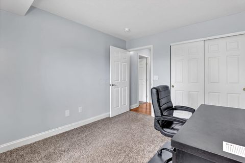 Tiny photo for 8396 Greyhawk Circle, Columbus, OH 43240 (MLS # 226014251)