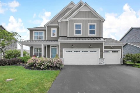 Photo of 5609 Meadowhaven Drive, Powell, OH 43065 (MLS # 226021992)
