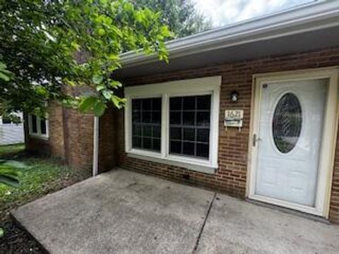 Tiny photo for 1621 Lookout Street, Lancaster, OH 43130 (MLS # 226019068)