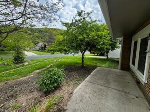 Tiny photo for 1621 Lookout Street, Lancaster, OH 43130 (MLS # 226019068)