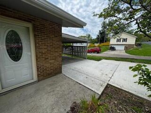 Tiny photo for 1621 Lookout Street, Lancaster, OH 43130 (MLS # 226019068)