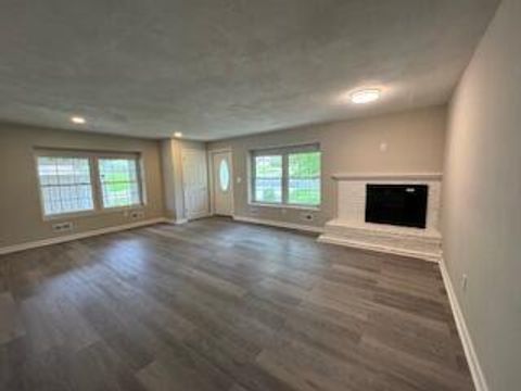 Tiny photo for 1621 Lookout Street, Lancaster, OH 43130 (MLS # 226019068)