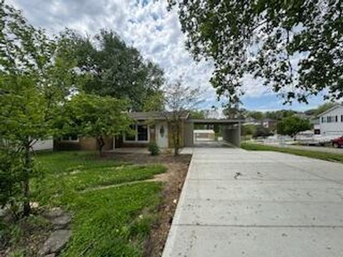 Tiny photo for 1621 Lookout Street, Lancaster, OH 43130 (MLS # 226019068)