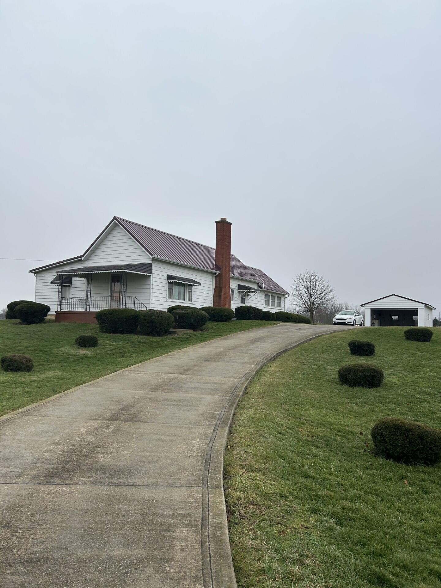 351 N Main Street, New Holland, Ohio image 8