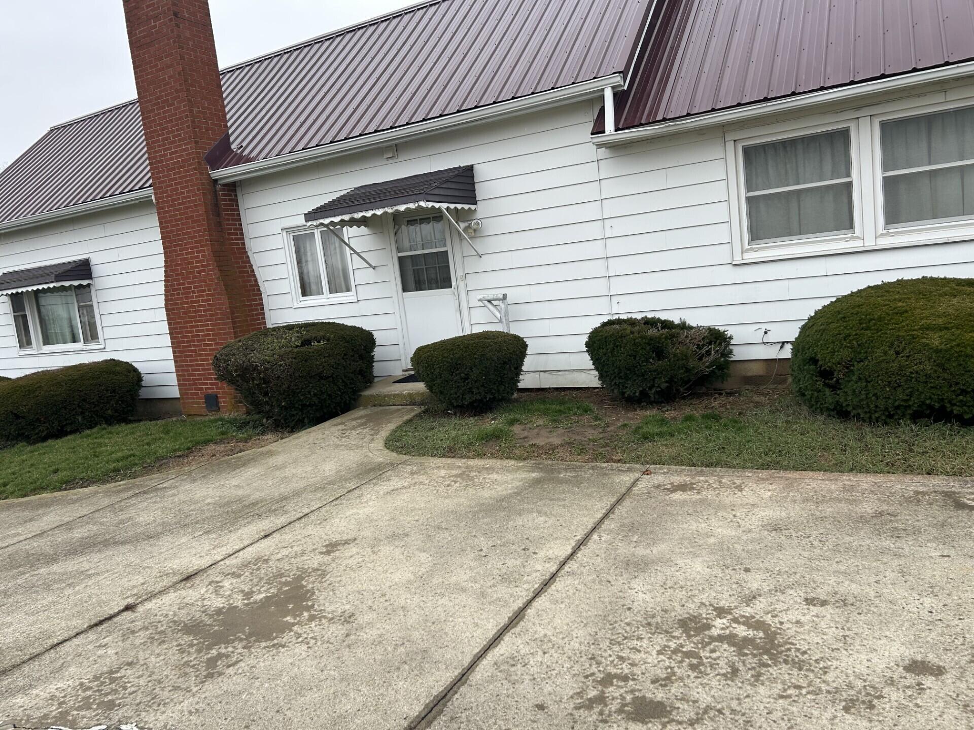 351 N Main Street, New Holland, Ohio image 11