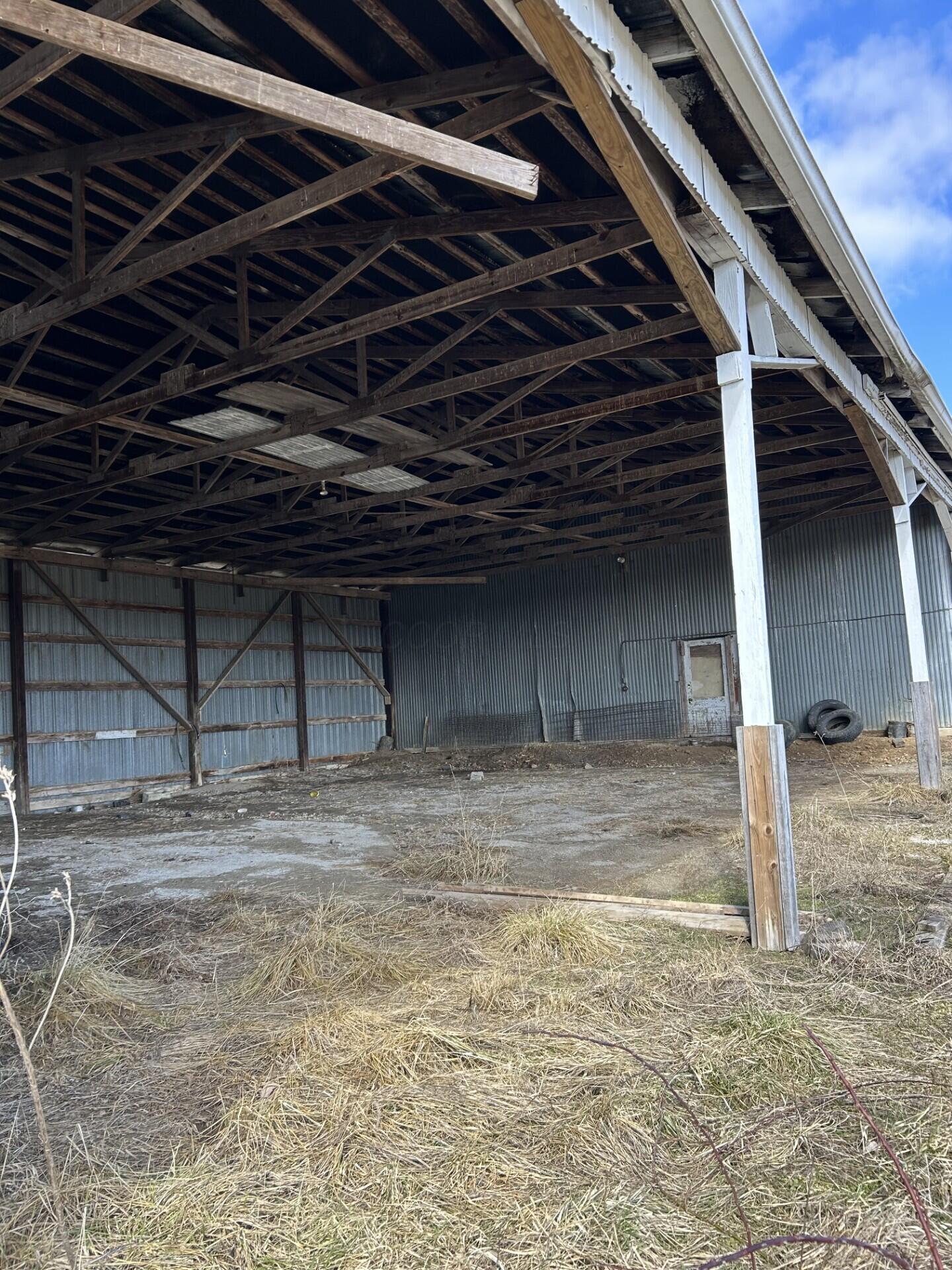 351 N Main Street, New Holland, Ohio image 7