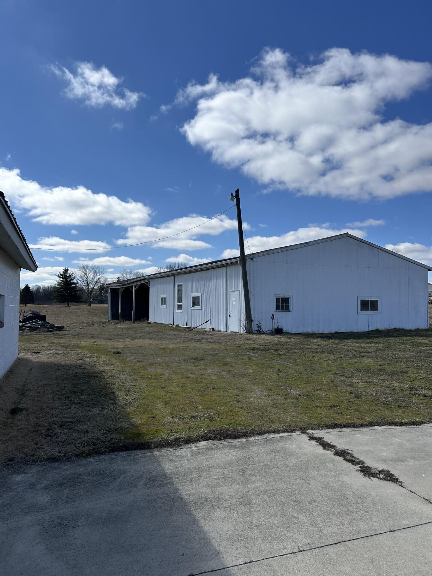 351 N Main Street, New Holland, Ohio image 6