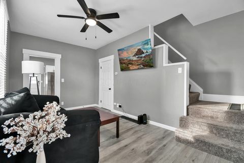 Photo of 405 E Welch Avenue, Columbus, OH 43207 (MLS # 225035822) Photo of 405 E Welch Avenue, Columbus, OH 43207 (MLS # 225035822)