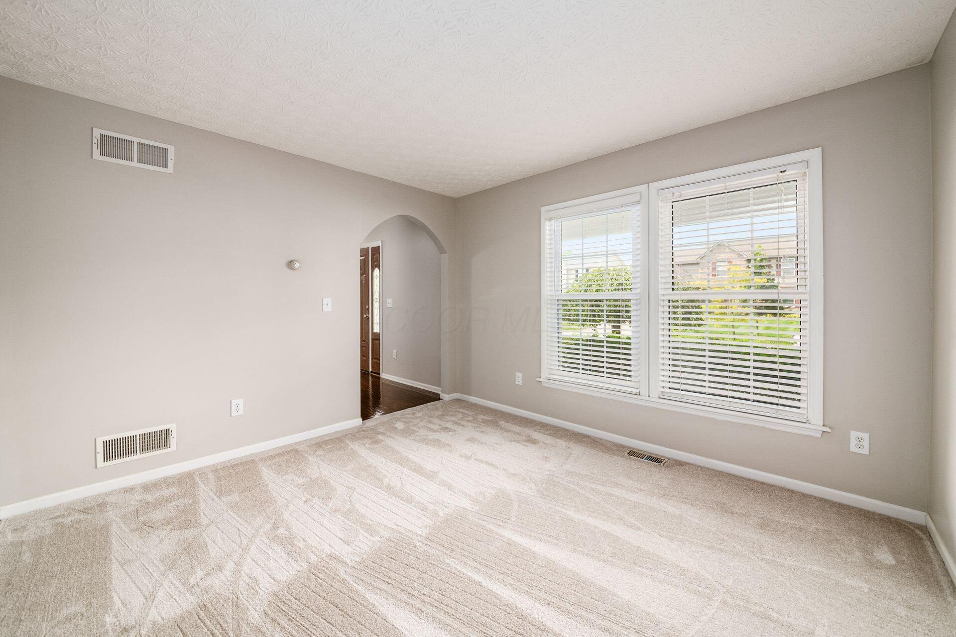 5547 Oldwynne Road, Hilliard, Ohio image 8