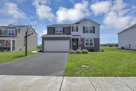 Photo of 1168 Lake Forest Drive, Hebron, OH 43025 (MLS # 226019678)