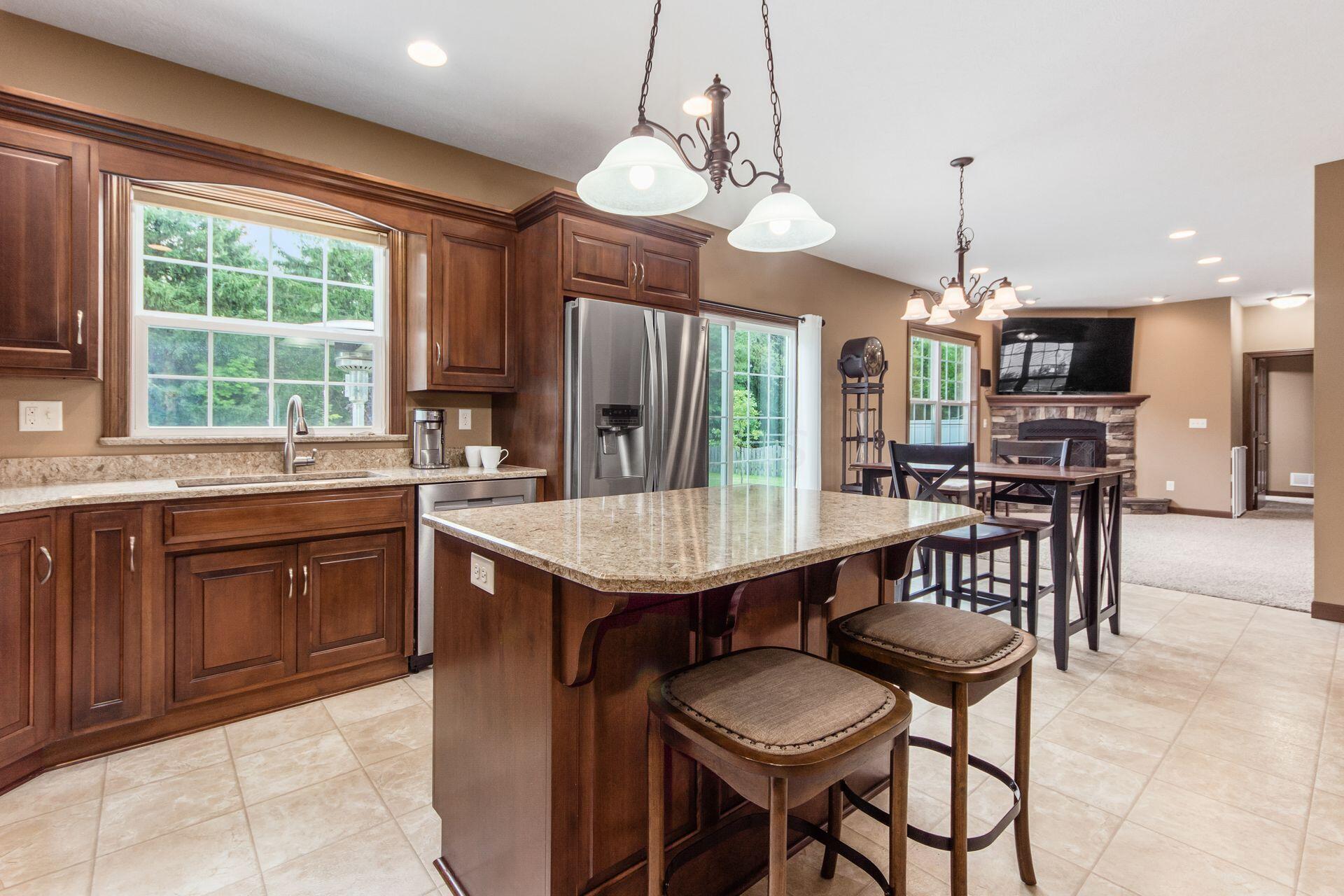 304 Middleburn Street, Johnstown, Ohio image 13
