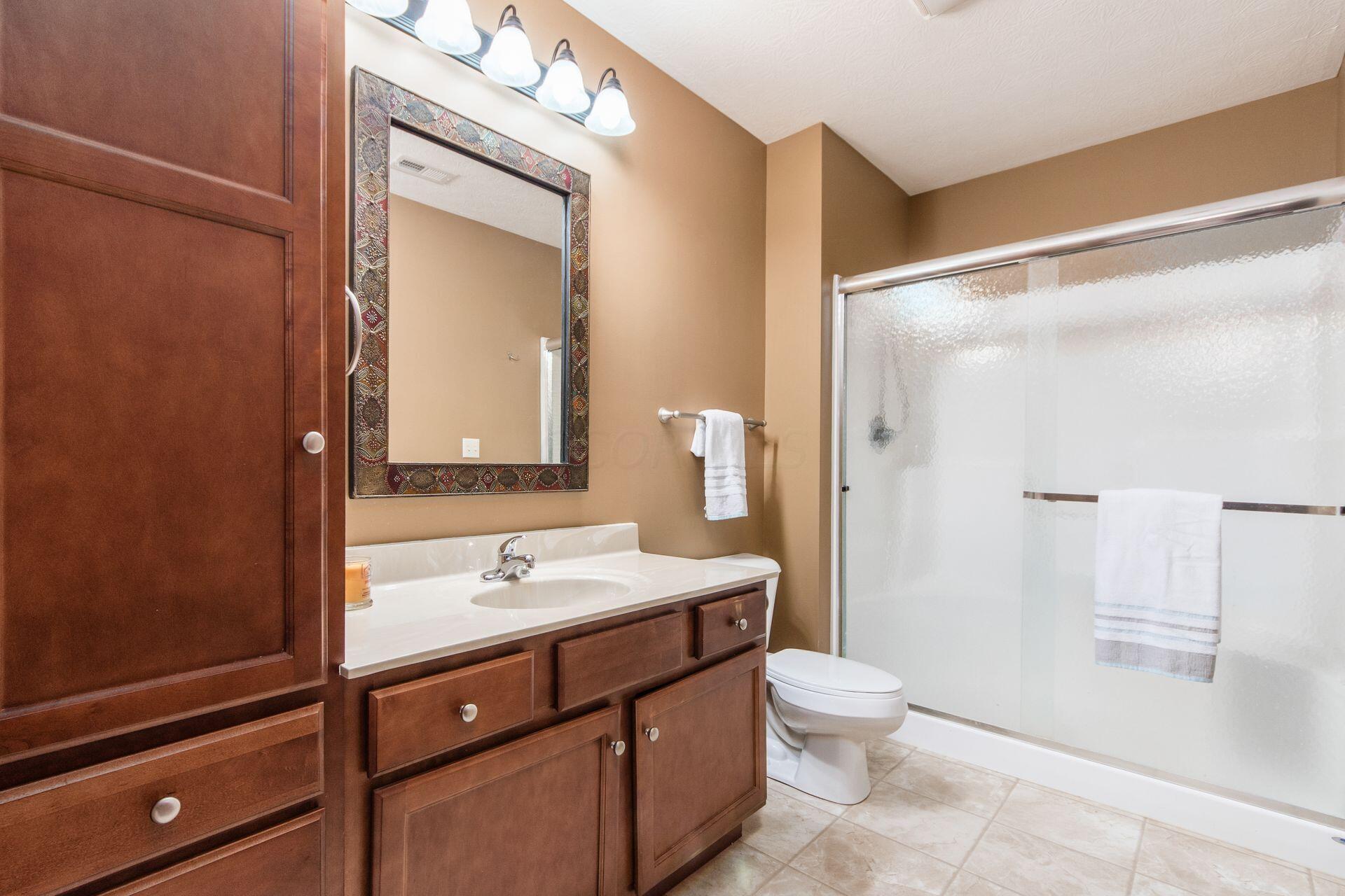 304 Middleburn Street, Johnstown, Ohio image 31