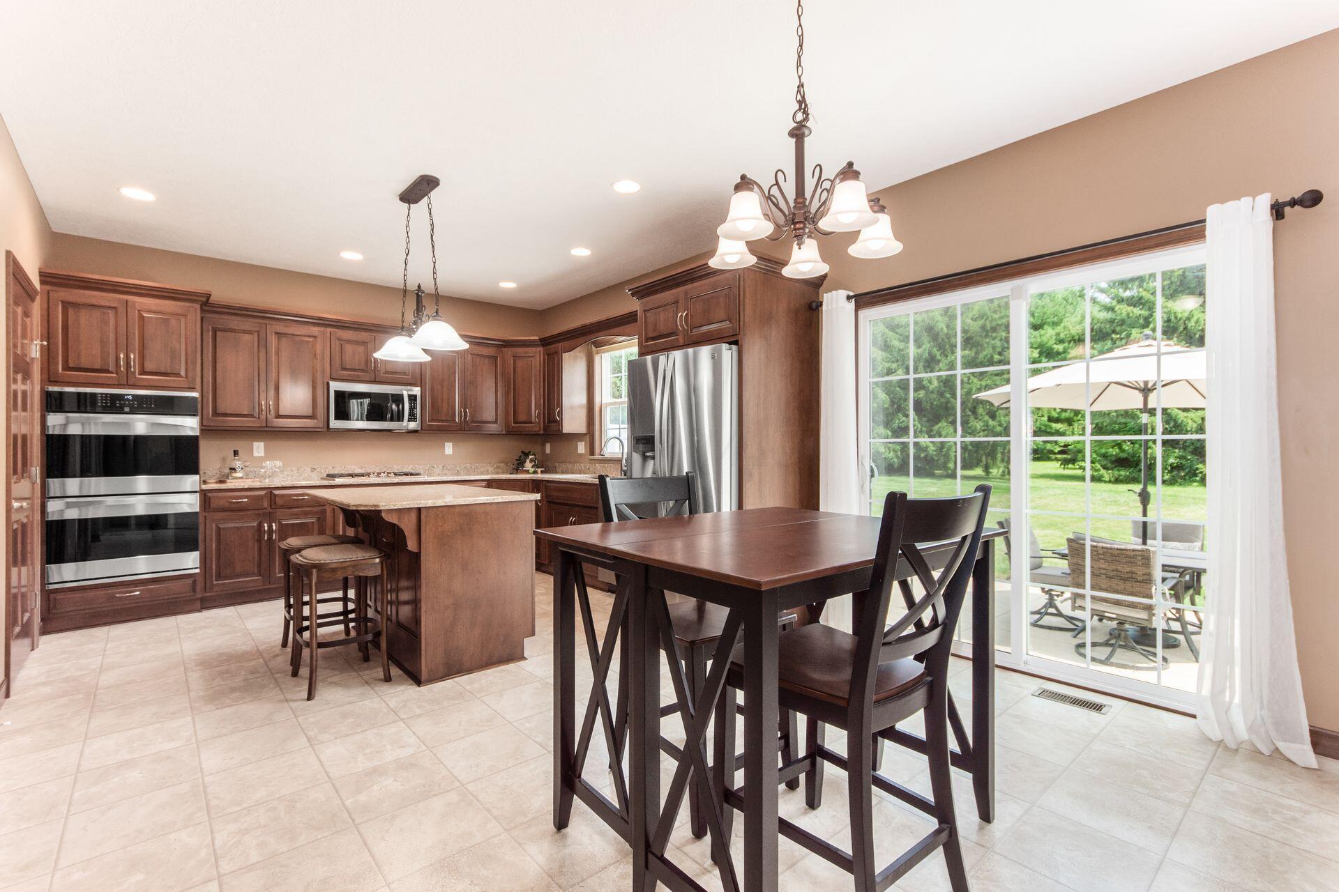 304 Middleburn Street, Johnstown, Ohio image 12