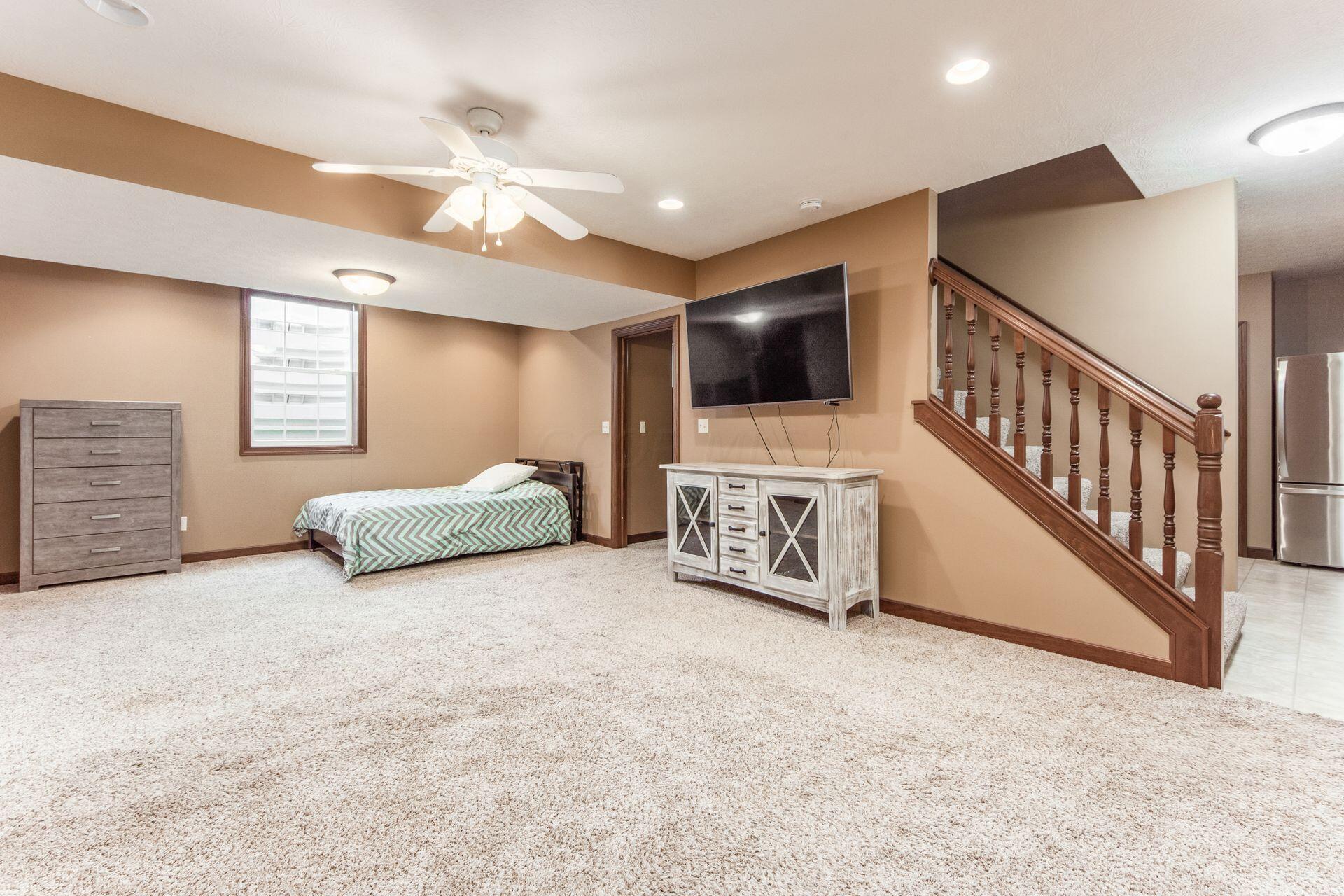 304 Middleburn Street, Johnstown, Ohio image 30