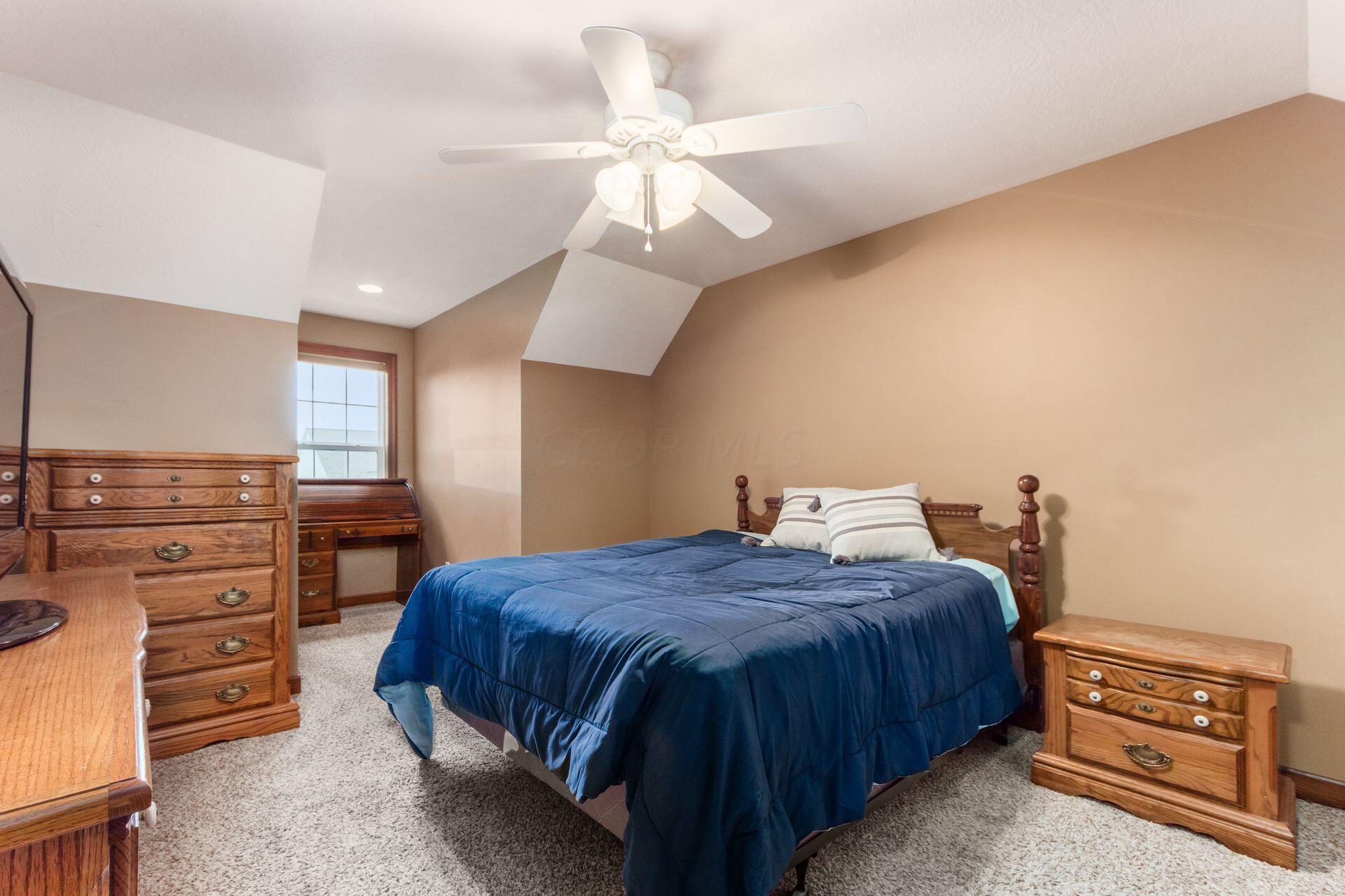 304 Middleburn Street, Johnstown, Ohio image 23