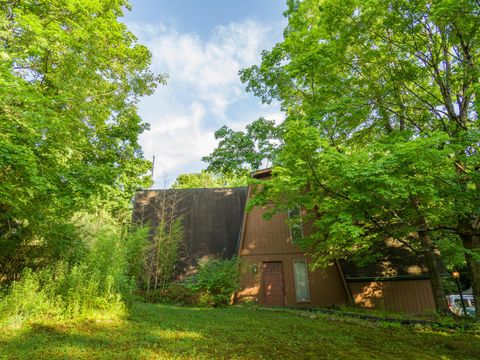 Photo of 14675 Palmer Road SW, Etna, OH 43068 (MLS # 226025671)