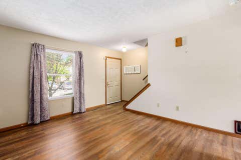 Tiny photo for 635 Mawyer Drive 178 #178, Worthington, OH 43085 (MLS # 226029350)