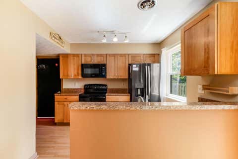 Tiny photo for 635 Mawyer Drive 178 #178, Worthington, OH 43085 (MLS # 226029350)