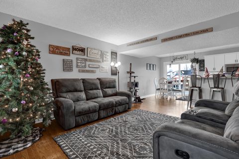 Tiny photo for 6110 Parkglen Road, Galloway, OH 43119 (MLS # 225045918)