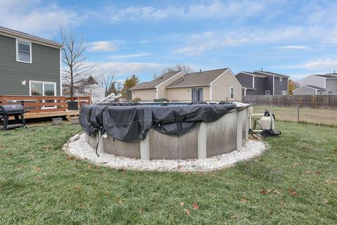 Tiny photo for 6110 Parkglen Road, Galloway, OH 43119 (MLS # 225045918)