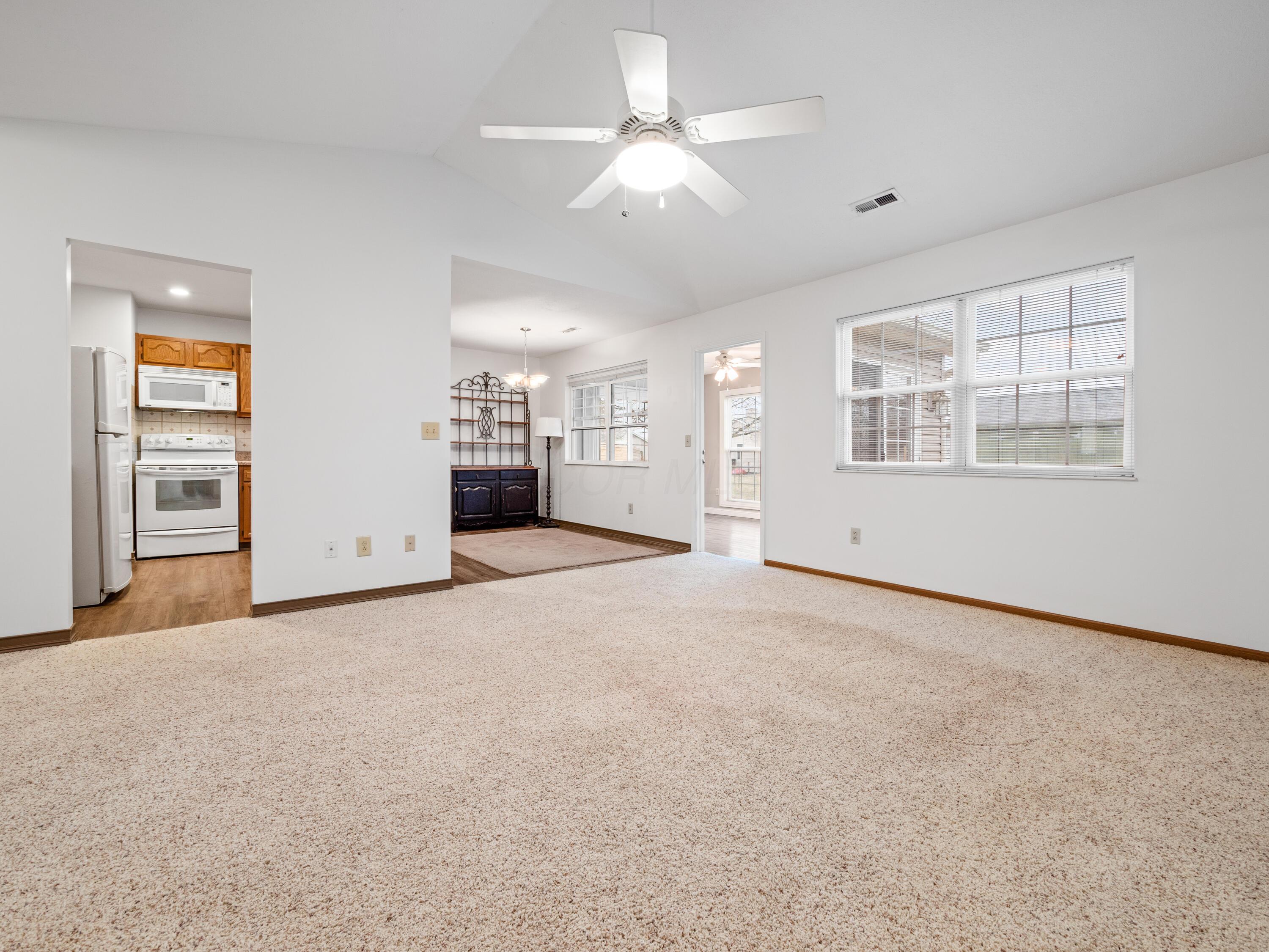 1681 Lewie Drive, Newark, Ohio image 5