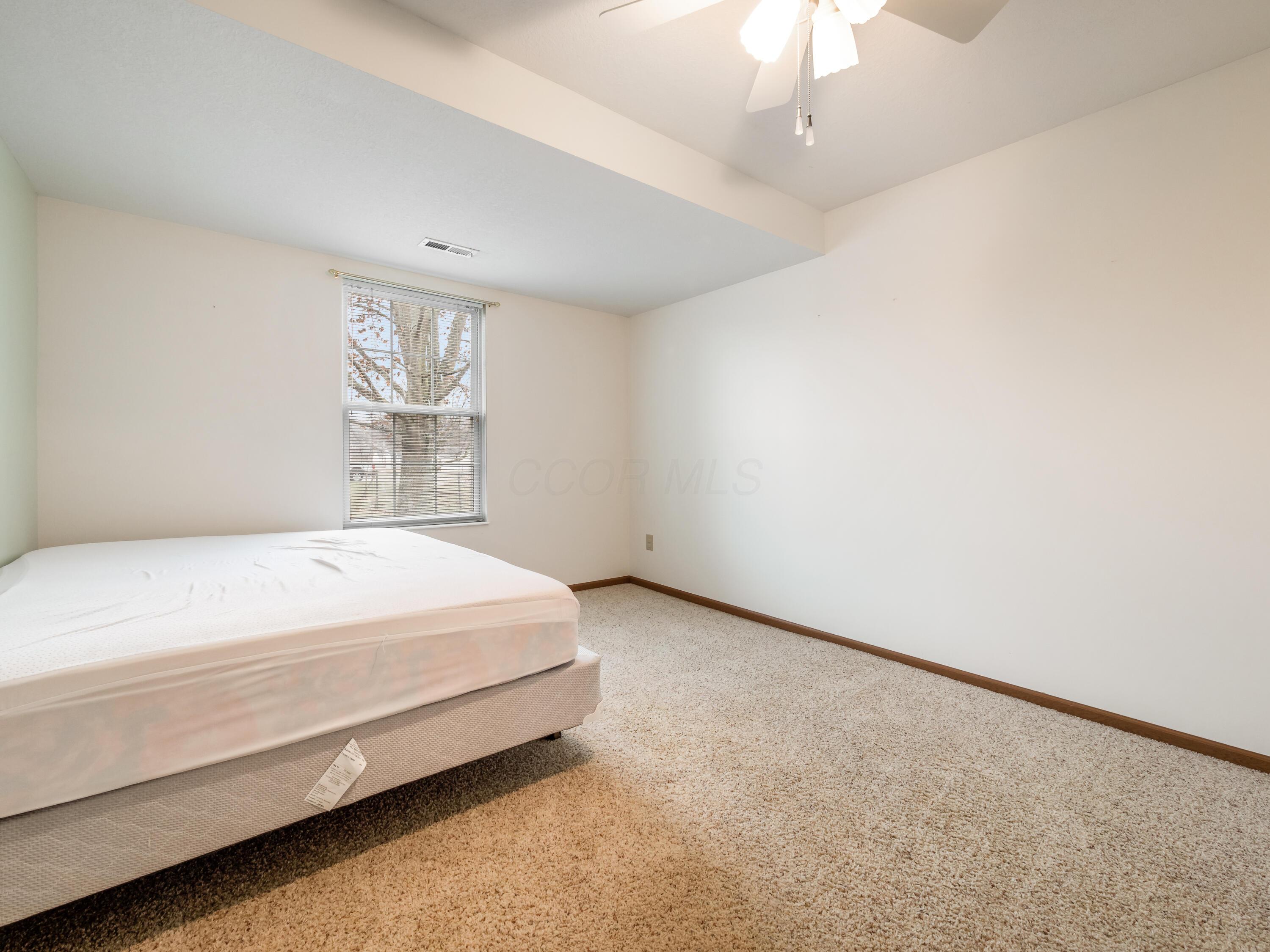 1681 Lewie Drive, Newark, Ohio image 14