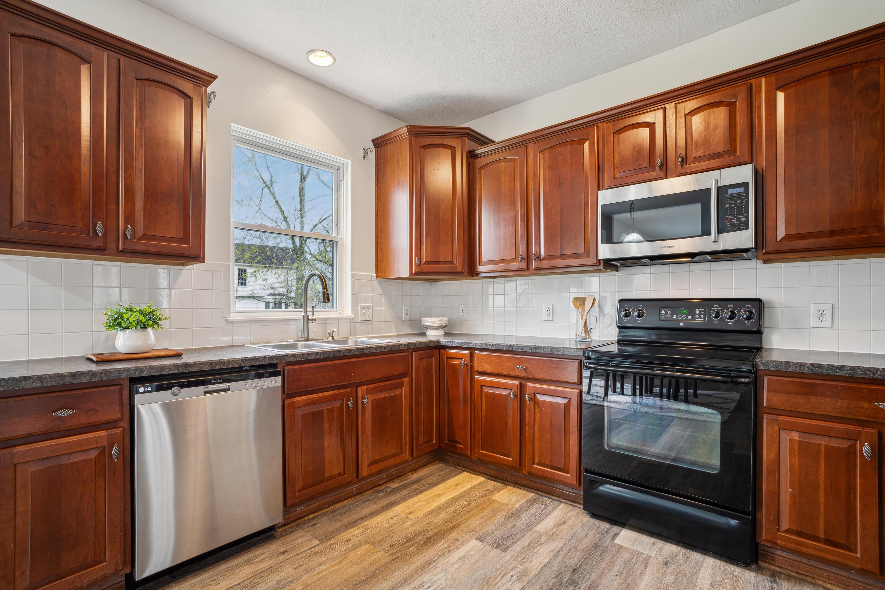 7953 Aspen Ridge Drive, Blacklick, Ohio image 22