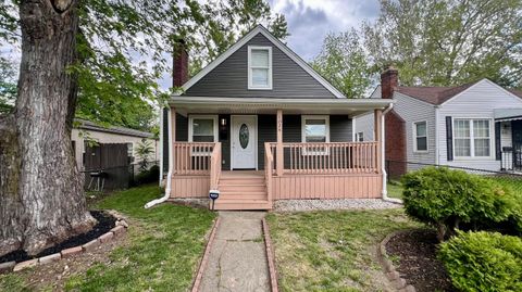 Photo of 1024 E 13th Avenue, Columbus, OH 43211 (MLS # 226016807)