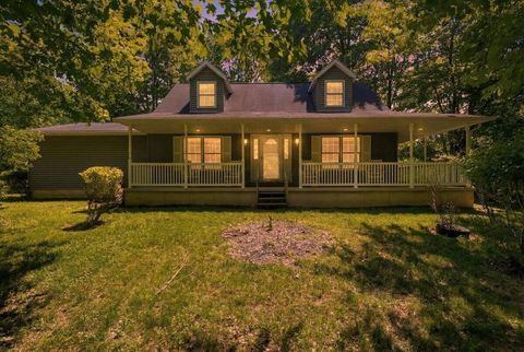 Photo of 562 Terrace Ridge Circle, Howard, OH 43028 (MLS # 226021509)