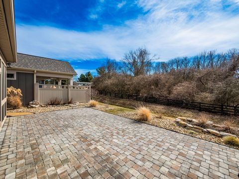 Tiny photo for 5241 Bluffton Way, Delaware, OH 43015 (MLS # 226003367)