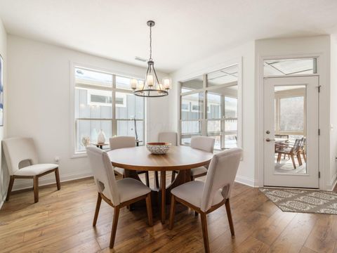 Tiny photo for 5241 Bluffton Way, Delaware, OH 43015 (MLS # 226003367)