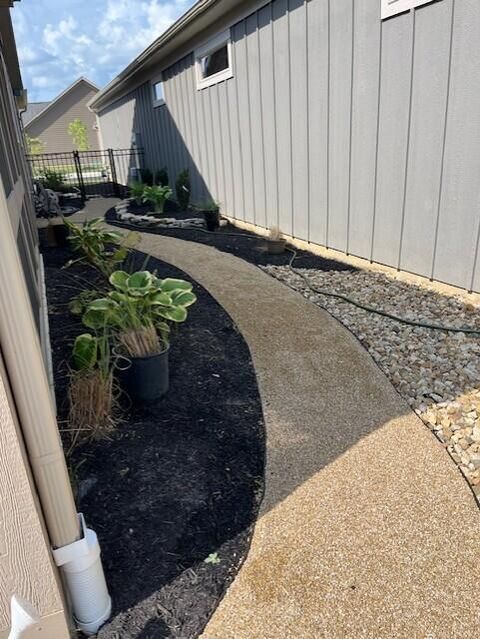 Tiny photo for 5241 Bluffton Way, Delaware, OH 43015 (MLS # 226003367)