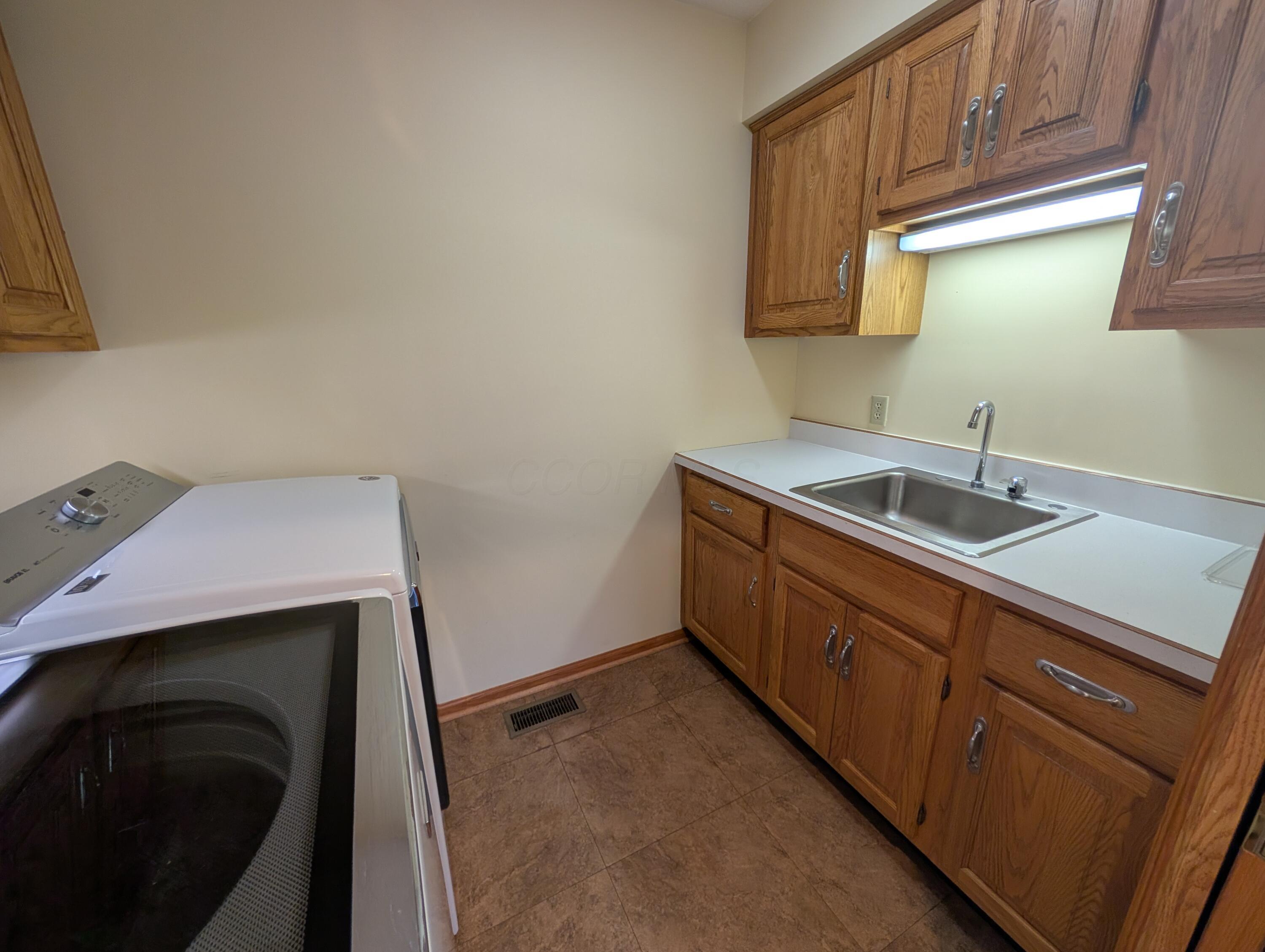 1399 Willowood Way, Marion, Ohio image 13