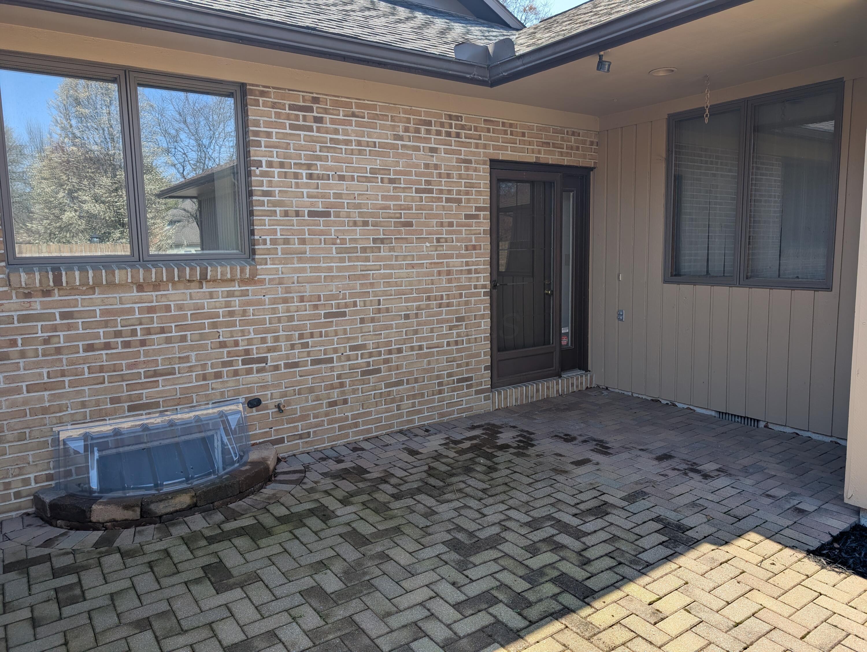1399 Willowood Way, Marion, Ohio image 3
