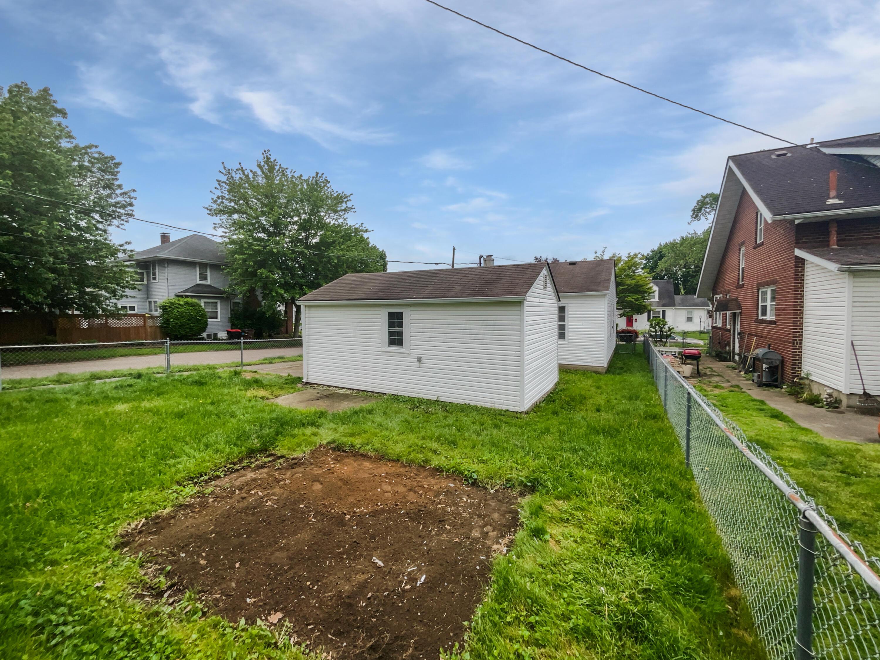 262 Robbins Drive, Newark, Ohio image 9