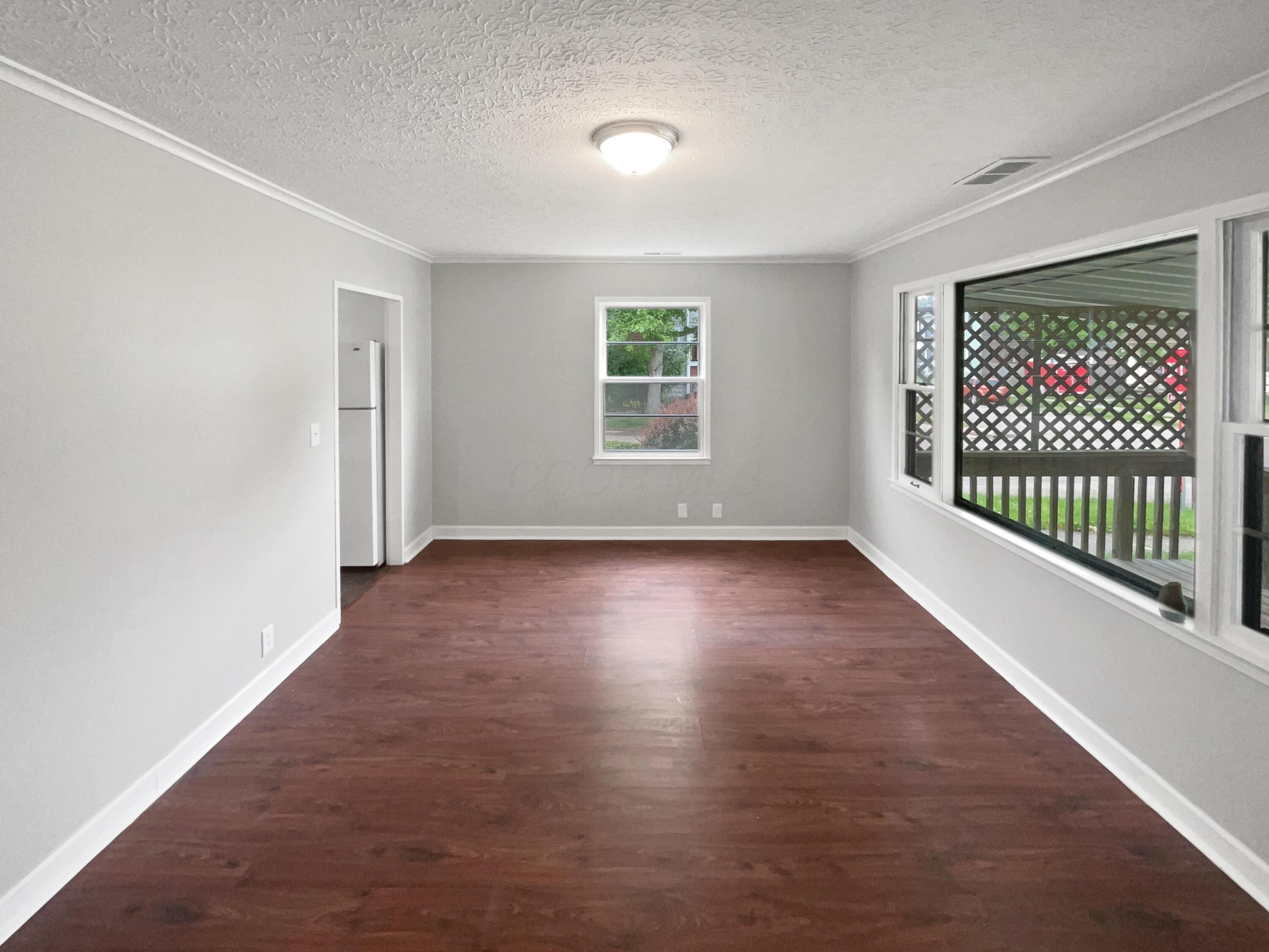262 Robbins Drive, Newark, Ohio image 3
