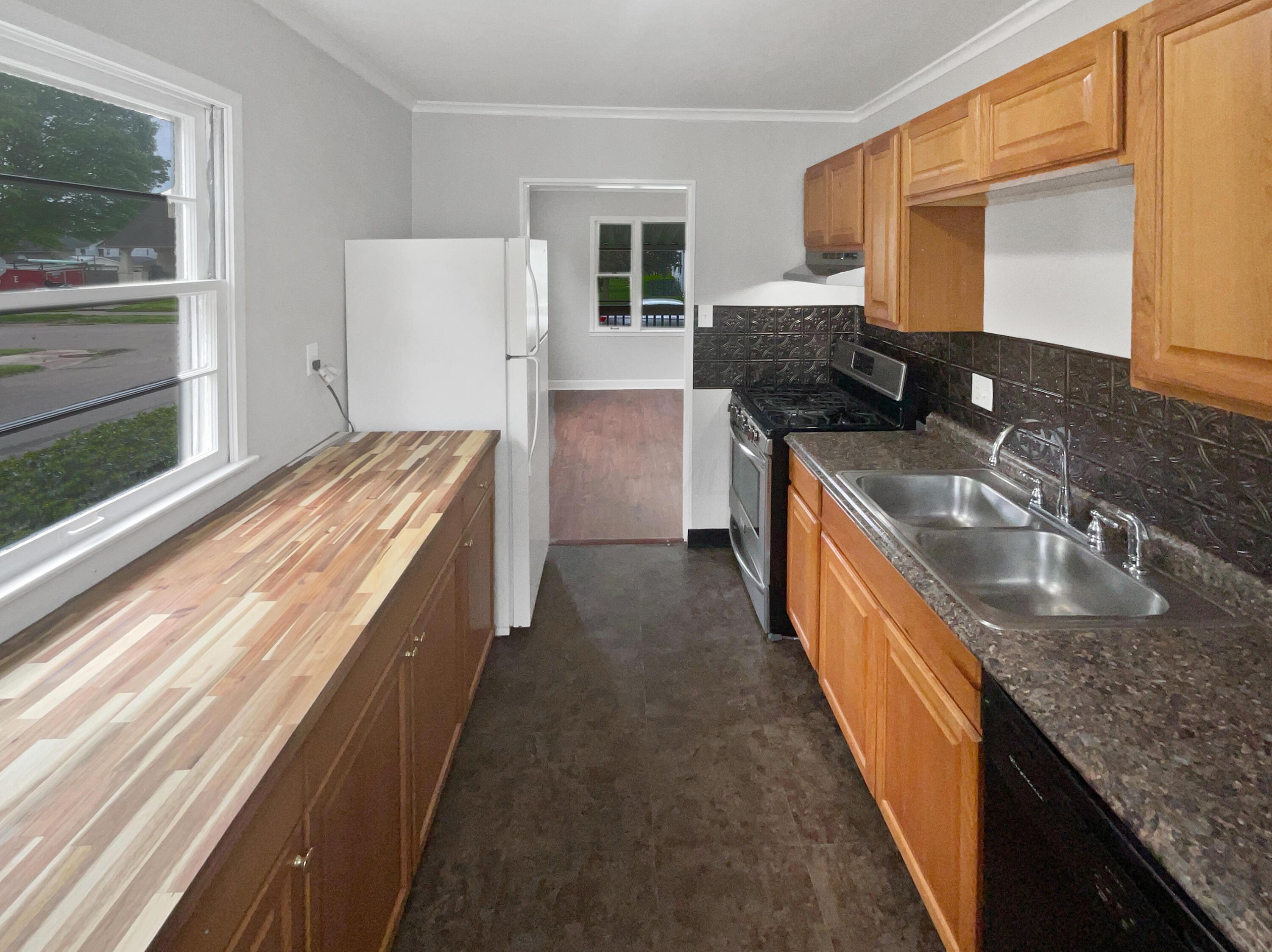 262 Robbins Drive, Newark, Ohio image 12